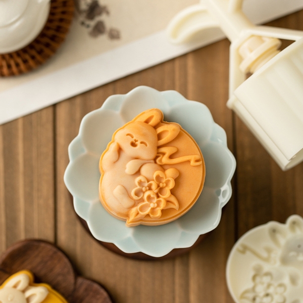 Khuôn trung thu lò xo 1 mặt thỏ ngọc 75g