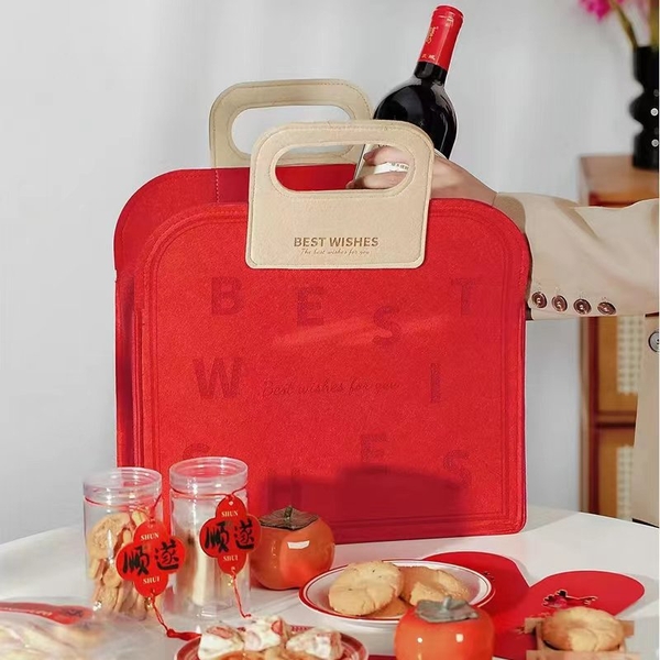 Túi dạ đựng quà Tết Best Wishes đỏ 30*20*20cm