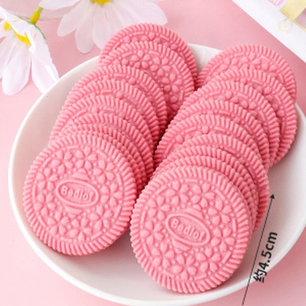 Bánh trang trí oreo hồng (10c)