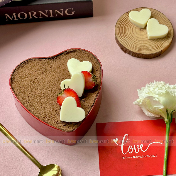 [SNL] Bánh kem hộp thiếc tim đỏ