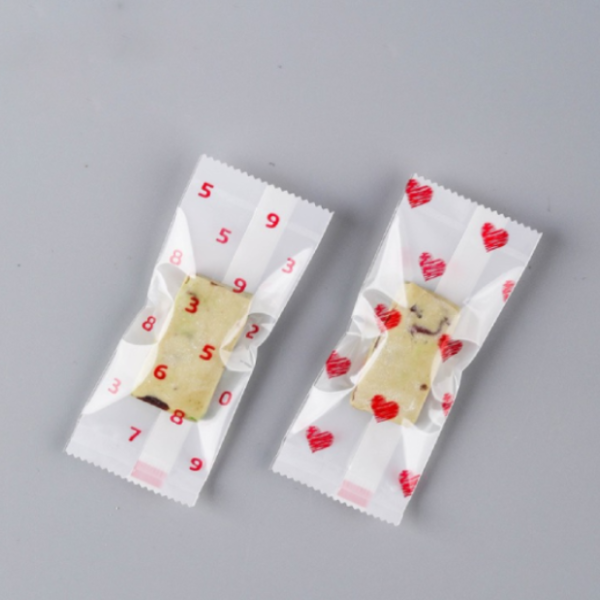 Túi đựng kẹo Nougat Tim đỏ (50c)