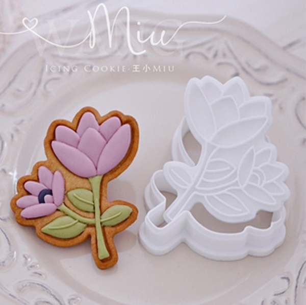Khuôn nhấn cookies hoa tulip nhỏ 7.1*7.3cm