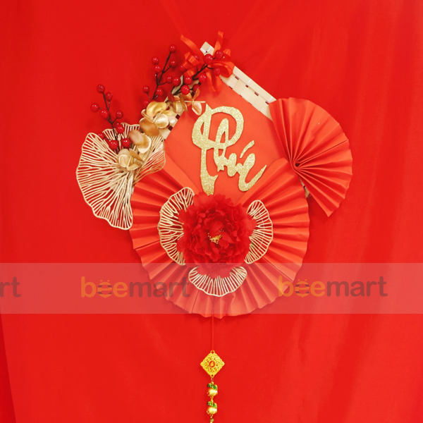 Vòng hoa đào đông trang trí vuông chữ Phúc