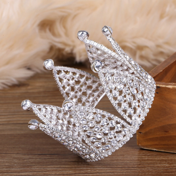 Vương miện đính đá trang trí bánh 9,5x5,5cm