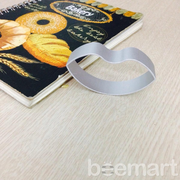 Khuôn nhấn nhôm hình môi