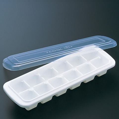 Khay đá 12 viên có nắp Inomata