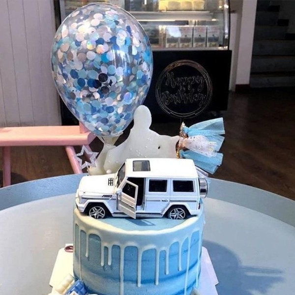 Que cắm bóng bay xanh