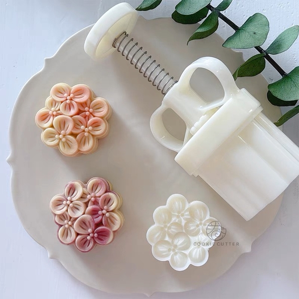 Khuôn trung thu lò xo 2 mặt cẩm tú cầu 50g