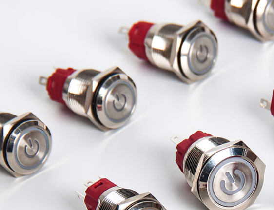 nut-nhan-de-nhan-nha-12mm-co-den