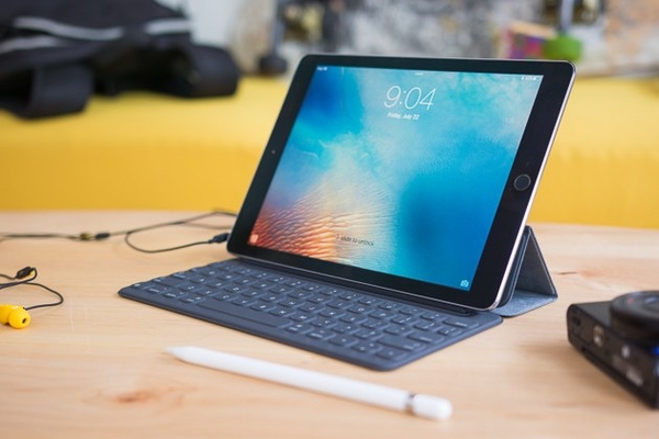 apple smart keyboard