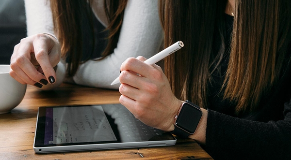 bút cảm ứng bluetooth có ưu điểm như thế nào
