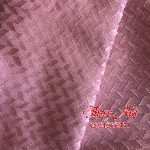 Vải lụa chính phẩm cao cấp có họa tiết