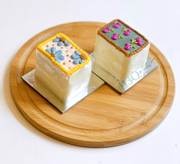 Bánh gato kem tươi mini H3Q Miki làm từ bơ sữa New Zealand (8x5x6cm)