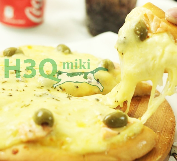 Pizza cá hồi Na Uy & ô liu H3Q Miki cỡ S/M/L