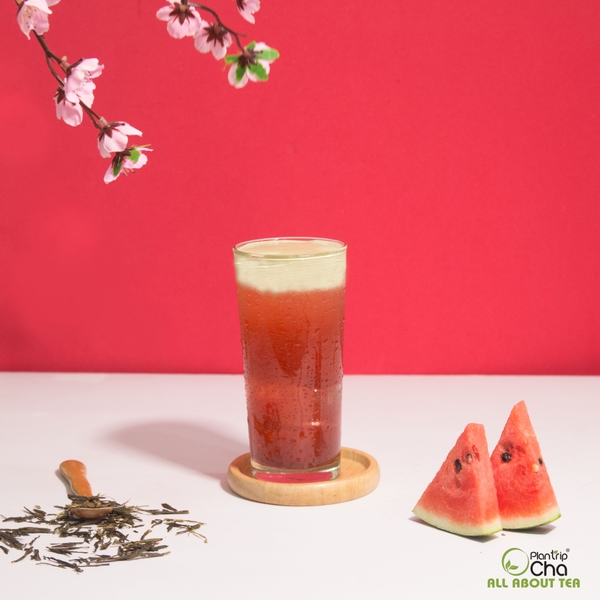 Trà Dâu Milk Foam Matcha