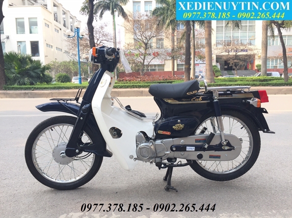 Xe máy Cub 82 50cc không cần bằng lái