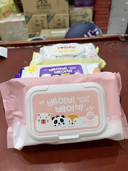 Khăn Ướt Baby Wet Wipes Hàn Quốc Hình Gấu Hồng 120 Tờ An Toàn Cho Bé