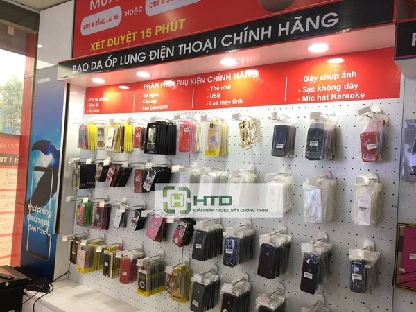 Móc treo chống trộm tại TECHWORLD