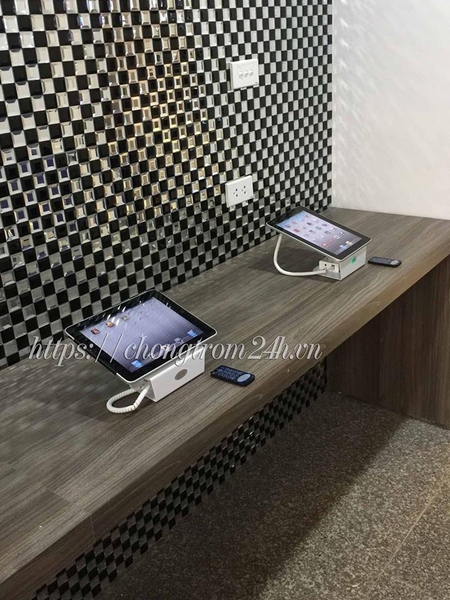 Thiết bị chống trộm ipad tại MEDITEC