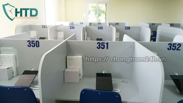 Thiết bị chống trộm máy tính bảng tại phòng thi đại học Y Hà Nội