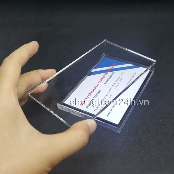 Đế mica thể hiện giá dạng nằm