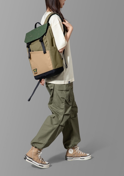 Balo Tomtoc Slash Flip Rucksack 18L cho Macbook / Ultrabook 16 T64M1/A64E1