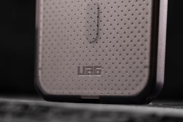 Ốp lưng UAG iPhone 18 Pro Max DOT có Magsafe