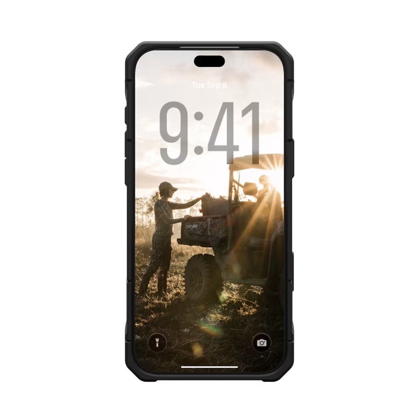 Ốp lưng UAG iPhone 18 Pro Monarch Pro có Magsafe ( Có Nút Camera Control )