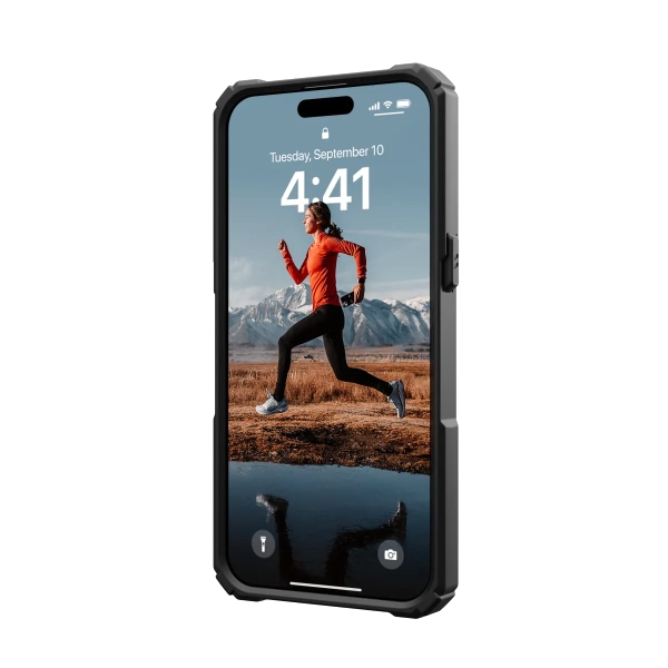 Ốp lưng UAG iPhone 15 Pro PLASMA XTE có MagSafe