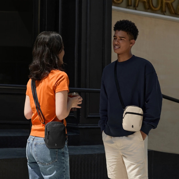 Túi Đeo Chéo Tomtoc Aviator Travel Crossbody - T37S1