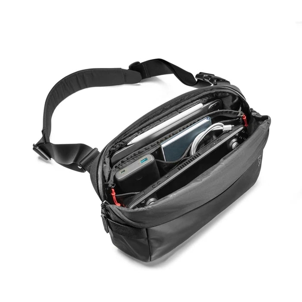 Túi đeo chéo Tomtoc Urban Codura Sling Bag Travel & Work 11 inch H02-B04D01