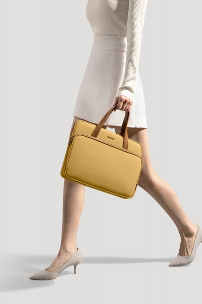 Túi đeo chéo Tomtoc Premium Theher Shoulder Bag Macbook 13-14 inch H22C1