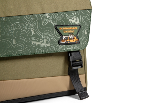 Túi đeo chéo Tomtoc Slash Shoulder Bag iPad 11 inch Meteorite T27S1D1 / T27S1T1GC