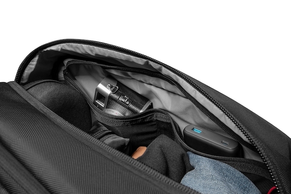 Túi xách Tomtoc Navigator Travel Duffel Black T31M1D1