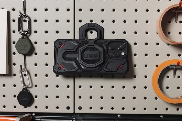 Giá Đỡ UAG MONARCH Magnetic 2