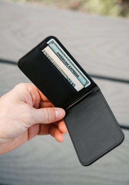 Ví UAG Magsafe Da Metropolis PU