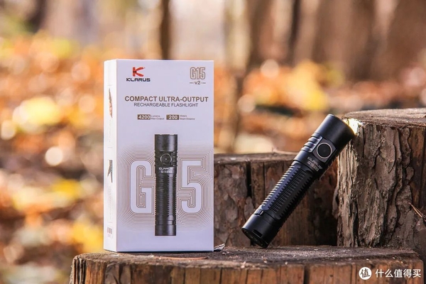 REVIEW KLARUS G15 v2 - Công suất mạnh mẽ với vẻ ngoài tí hon