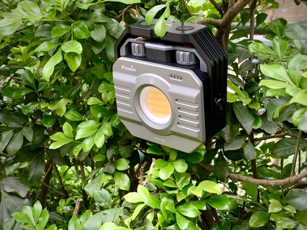 Top 5 đèn sạc pin khỏe, chiếu sáng lâu và tốt nhất hiện nay