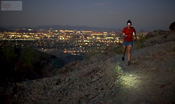 Top đèn đeo đầu dùng cho chạy bộ được yêu thích nhất