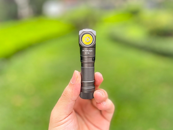 REVIEW ACEBEAM H16 - mẫu đèn pin đội đầu siêu nhỏ gọn