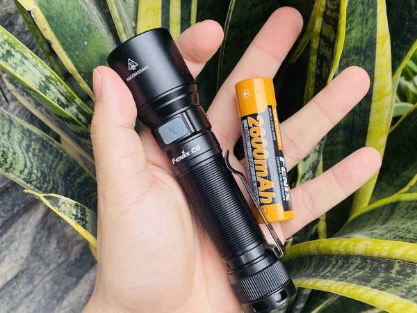 Review đèn pin Fenix C6 V3.0: Một phiên bản cải tiến vượt bậc