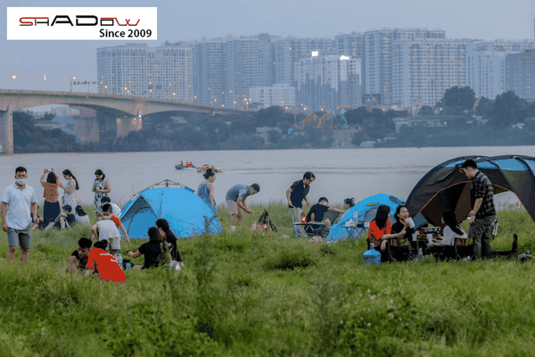 Chân cầu Vĩnh Tuy có gì? Kinh nghiệm cắm trại cầu Vĩnh Tuy