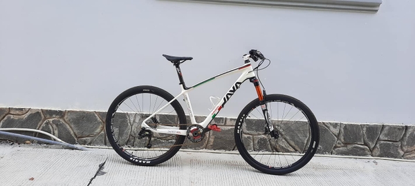 MTB cacbon JAVA XC pro . . (ITALIA)