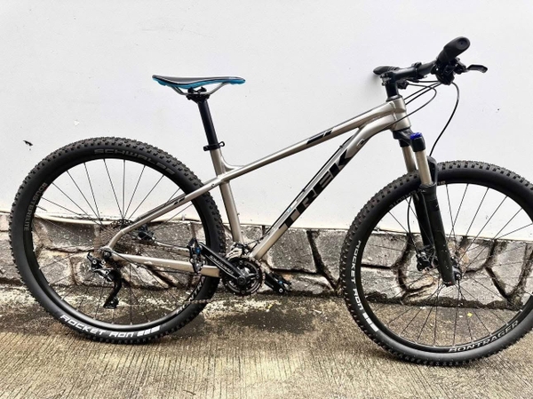 Xe đạp địa hình Trek X-caliber8 (Usa)