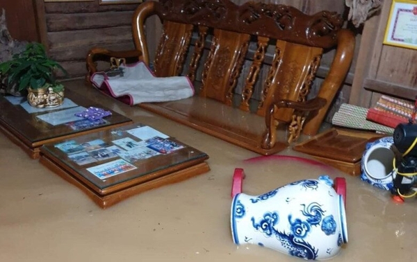 Xử lý đồ dát vàng khi bị ngập nước