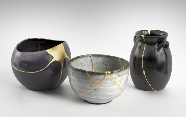 Nghệ thuật Kintsugi hàn gắn gốm sứ