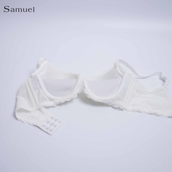 Áo ngực Đài Loan Ren Mút Nanobon Ép Mỏng 3 Móc Cài ( Màu Trắng )
