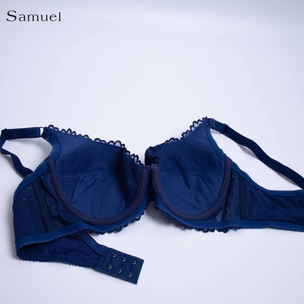 【LARA】Samuel Áo ngực Đài Loan Mút Mỏng Nguyên Ngực Ren ( Xanh Đen )