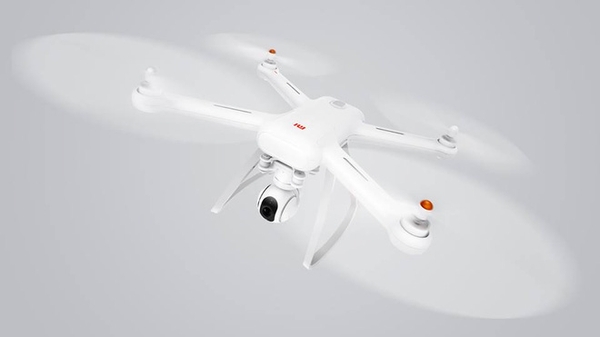 Xiaomi Mi Drone là một chiến đấu cơ thu nhỏ trên không