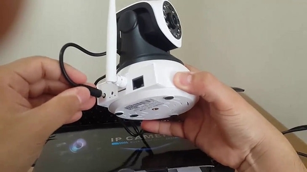 Điện thoại không kết nối được với camera do ứng dụng không tương thích 